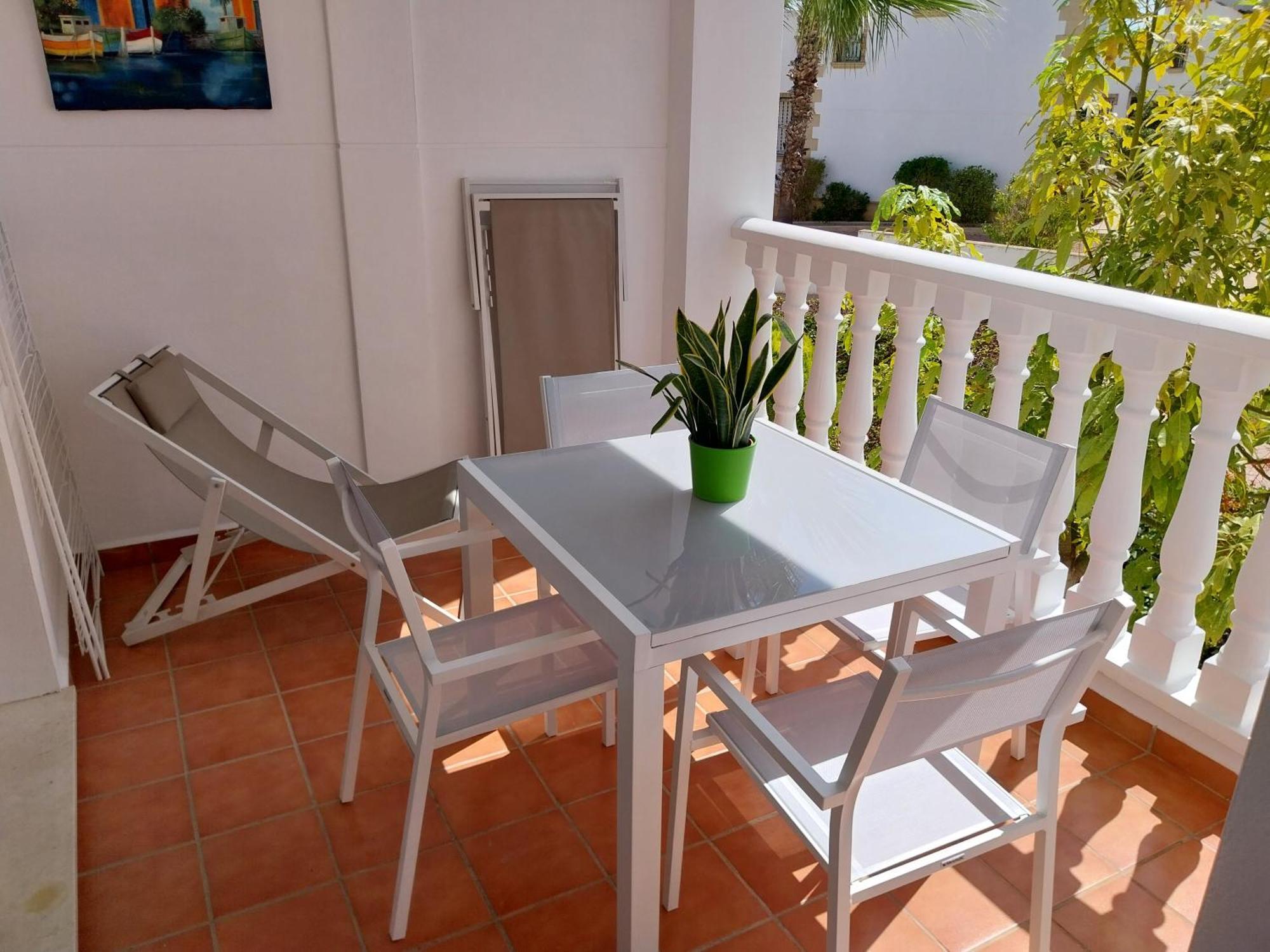 Charming In Front Of Golf And Plaza Villamartin (Valencia)