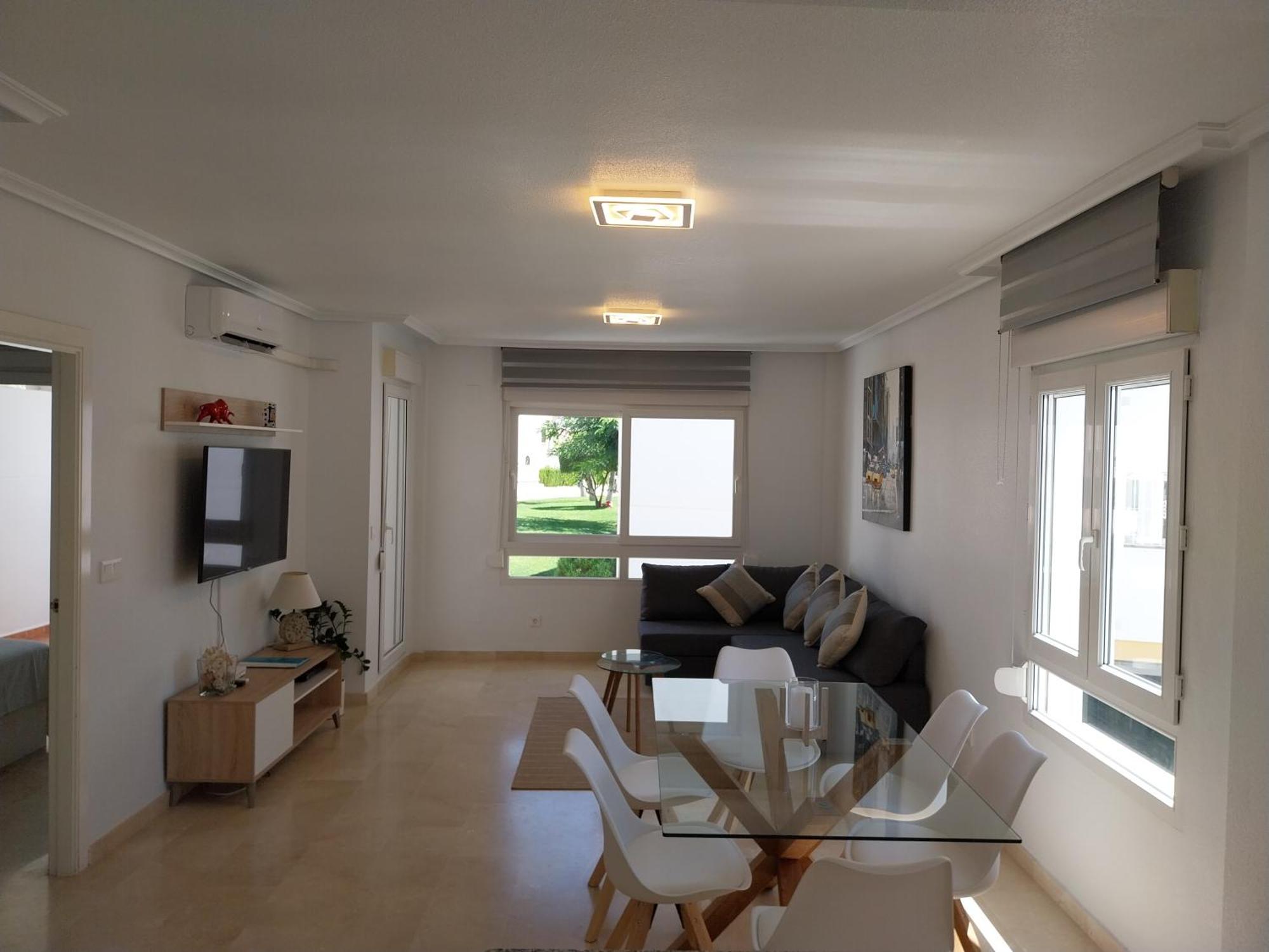 Charming In Front Of Golf And Plaza Apartment *