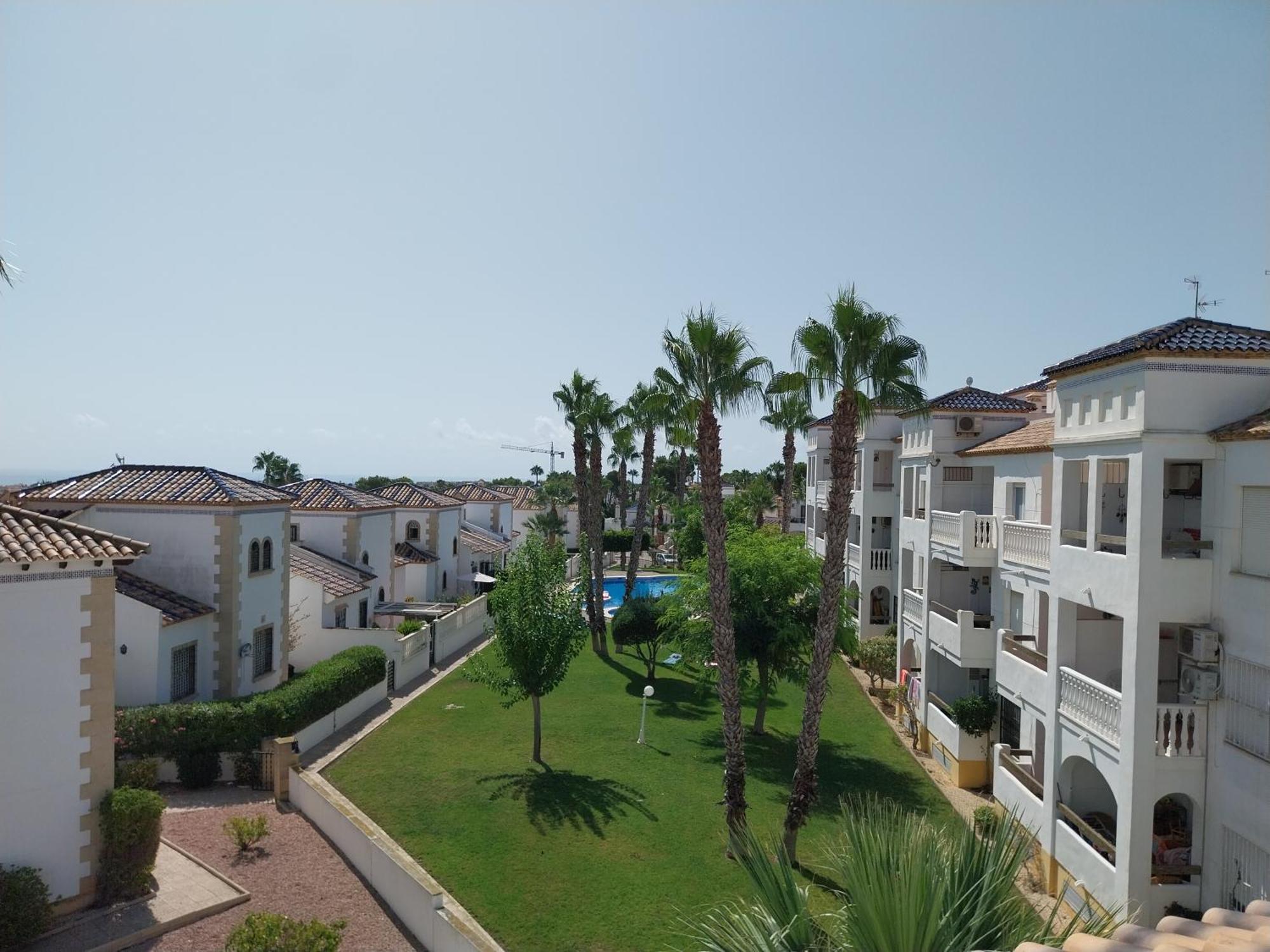 Charming In Front Of Golf And Plaza Villamartin (Valencia)