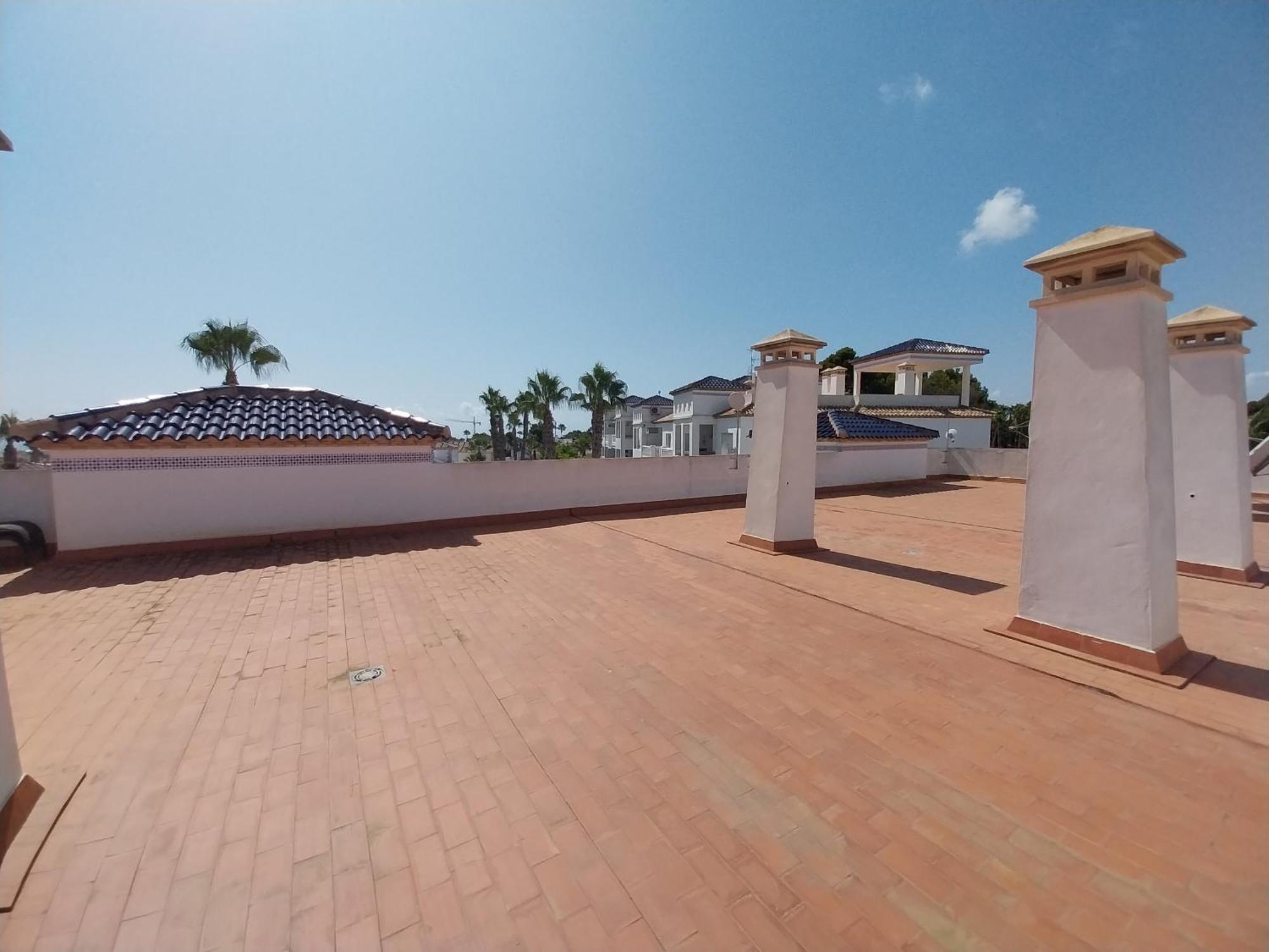 Charming In Front Of Golf And Plaza * Villamartin (Valencia)